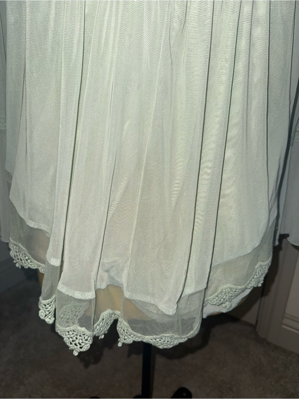 Ultra Pink Lightweight Blouse in Mint - Picture 6 of 7